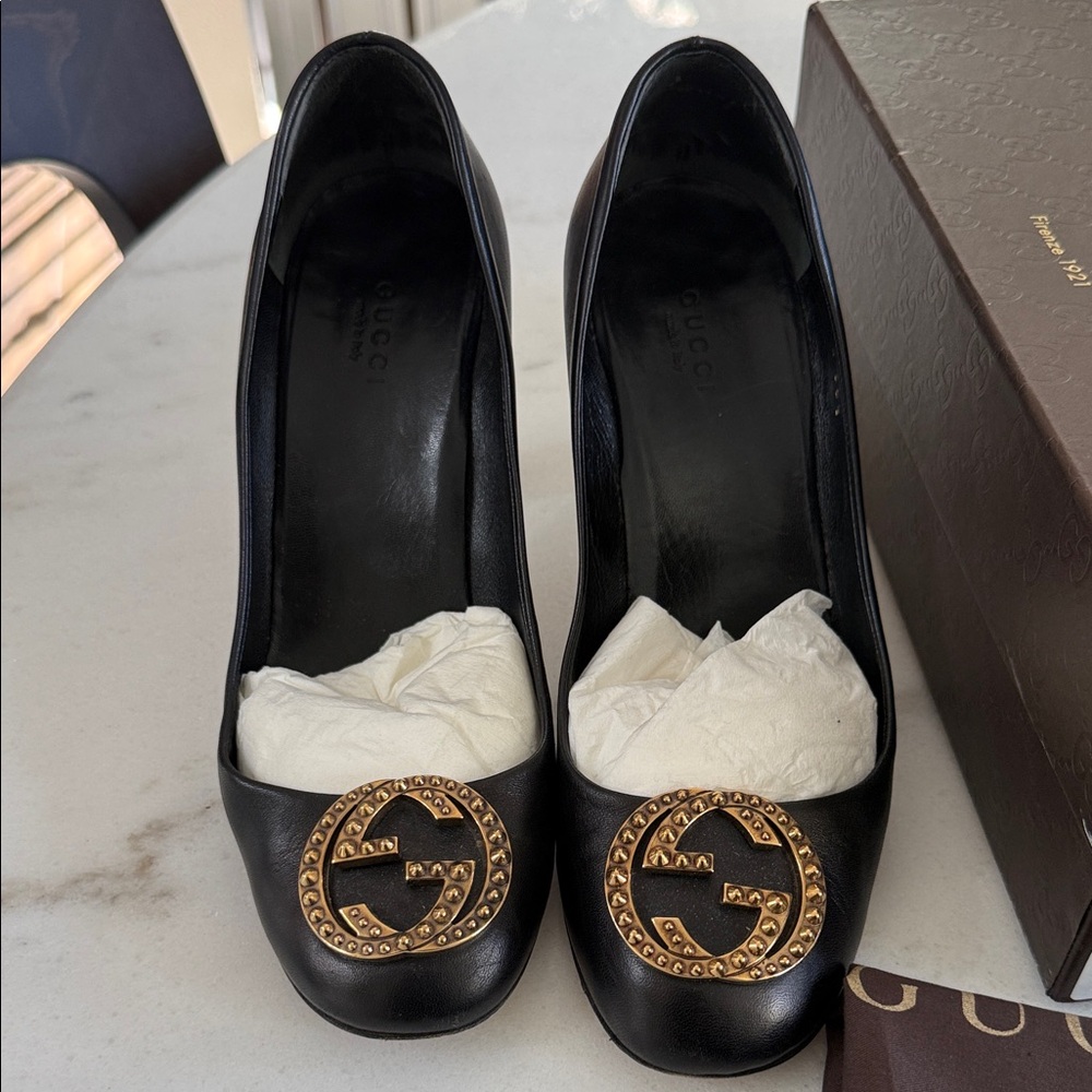 Gucci Charlotte Nero Black Nappa Leather GG Pumps Women's 38 1/2